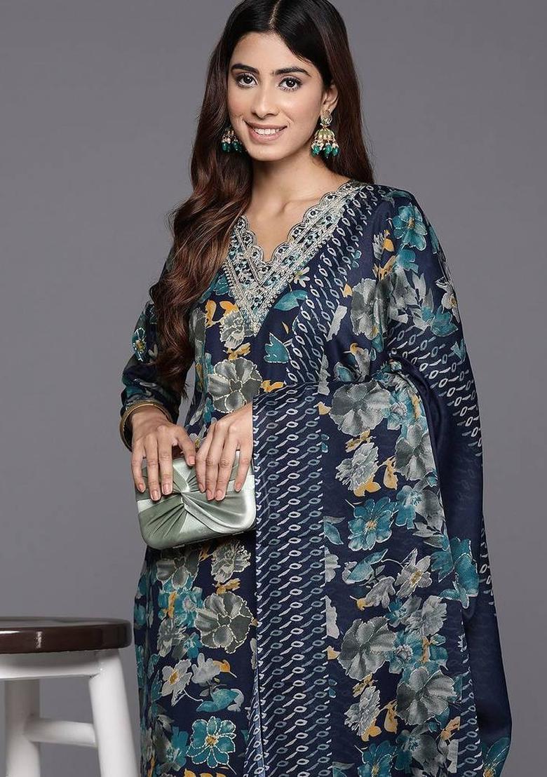 Blue Embroidery Silk Kurta Set - Indya