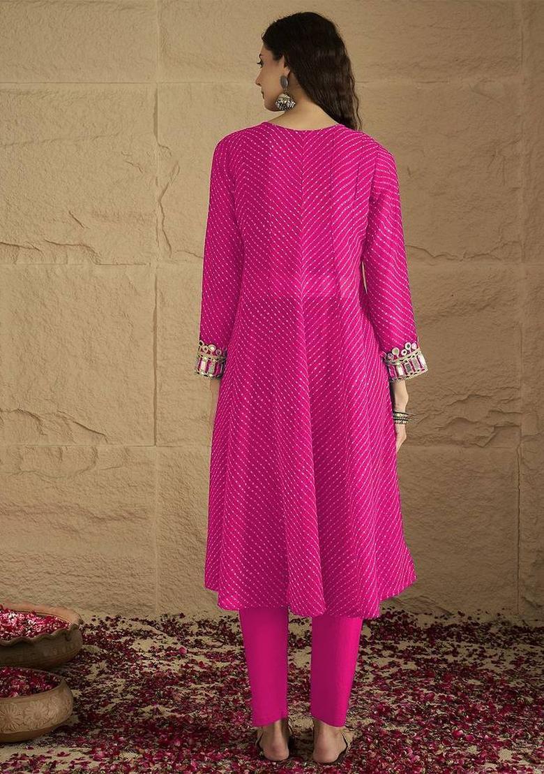 Pink Floral Print Georgette Kurta Set - Indya