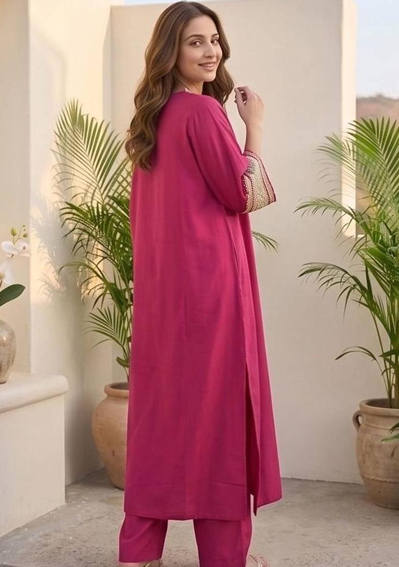 Red Solid Silk Kurta Set - Indya