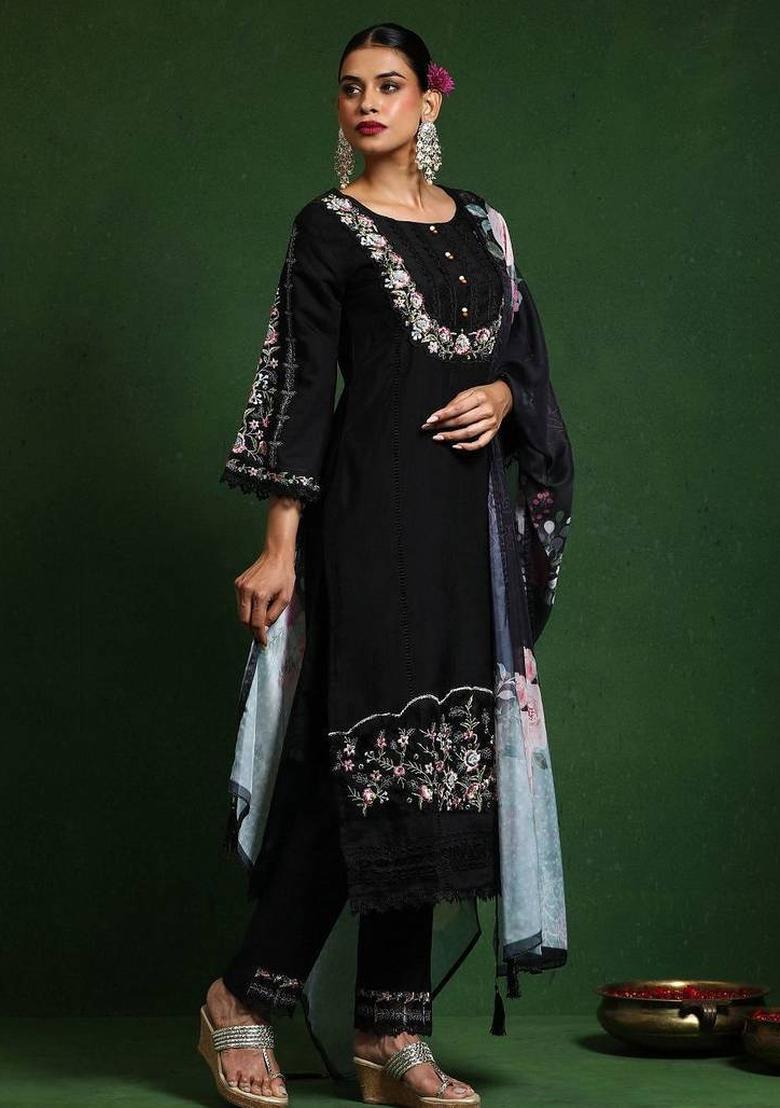 Black Embroidery Cotton Kurta Set - Indya
