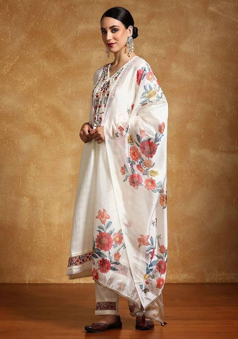 Off White Floral Print Silk Kurta Set - Indya
