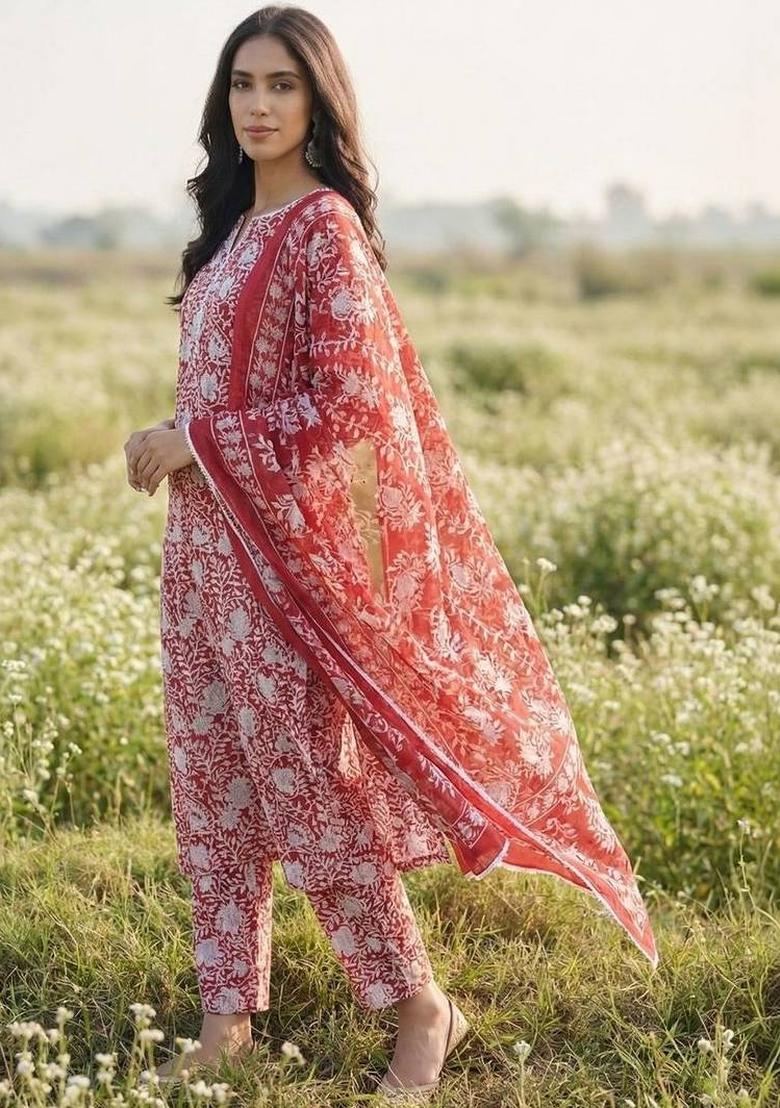 Red Floral Print Cotton Kurta Set - Indya