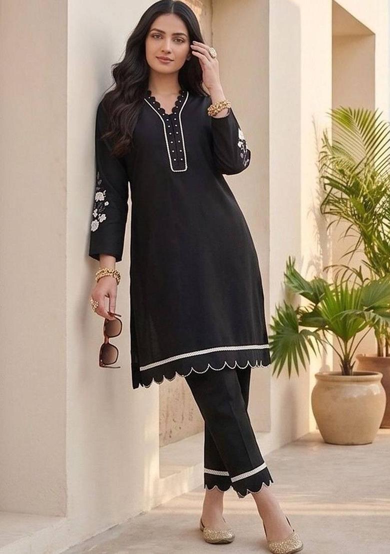 Black Embroidery Silk Kurta Set - Indya
