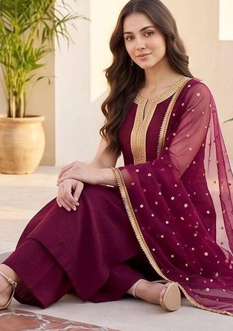 Maroon Embroidery Silk Kurta Set - Indya