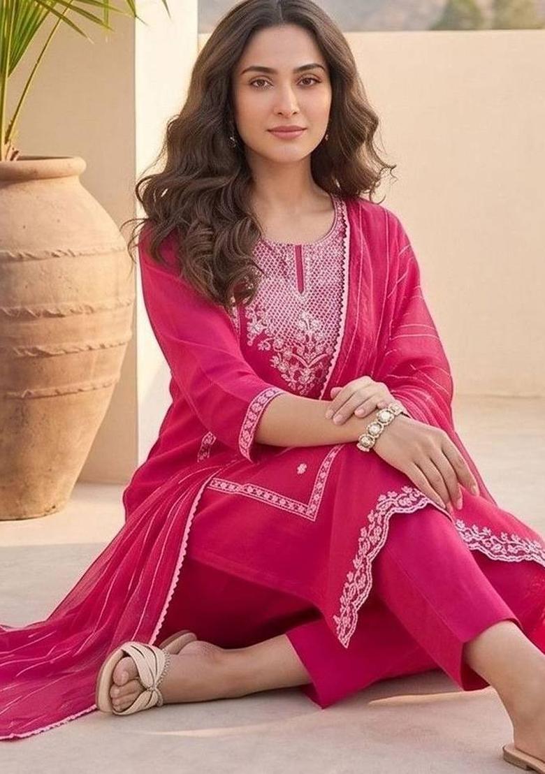 Pink Embroidery Silk Kurta Set - Indya