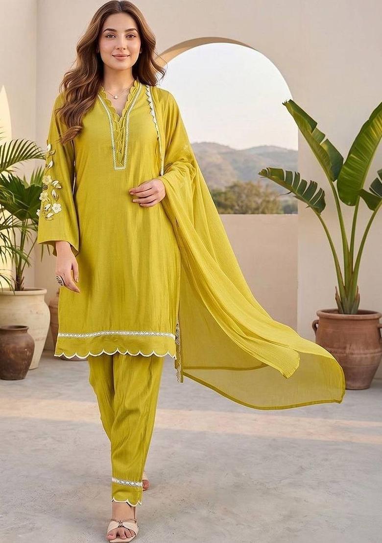Lime Green Thread Work Silk Kurta Set - Indya