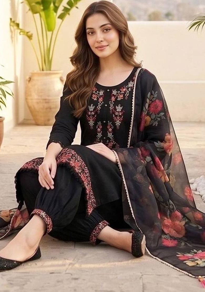 Black Embroidery Silk Kurta Set - Indya