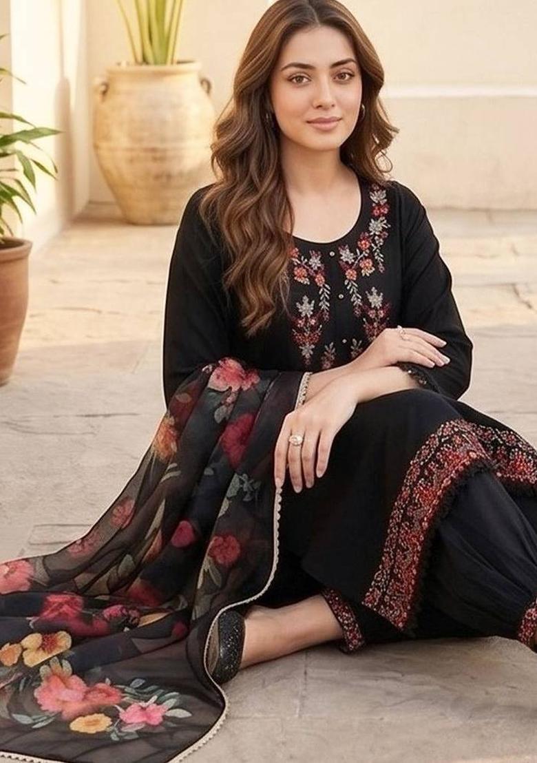 Black Embroidery Silk Kurta Set - Indya