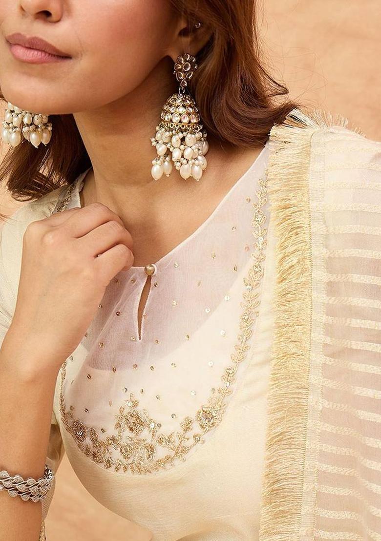 Off White Embroidery Silk Kurta Set - Indya