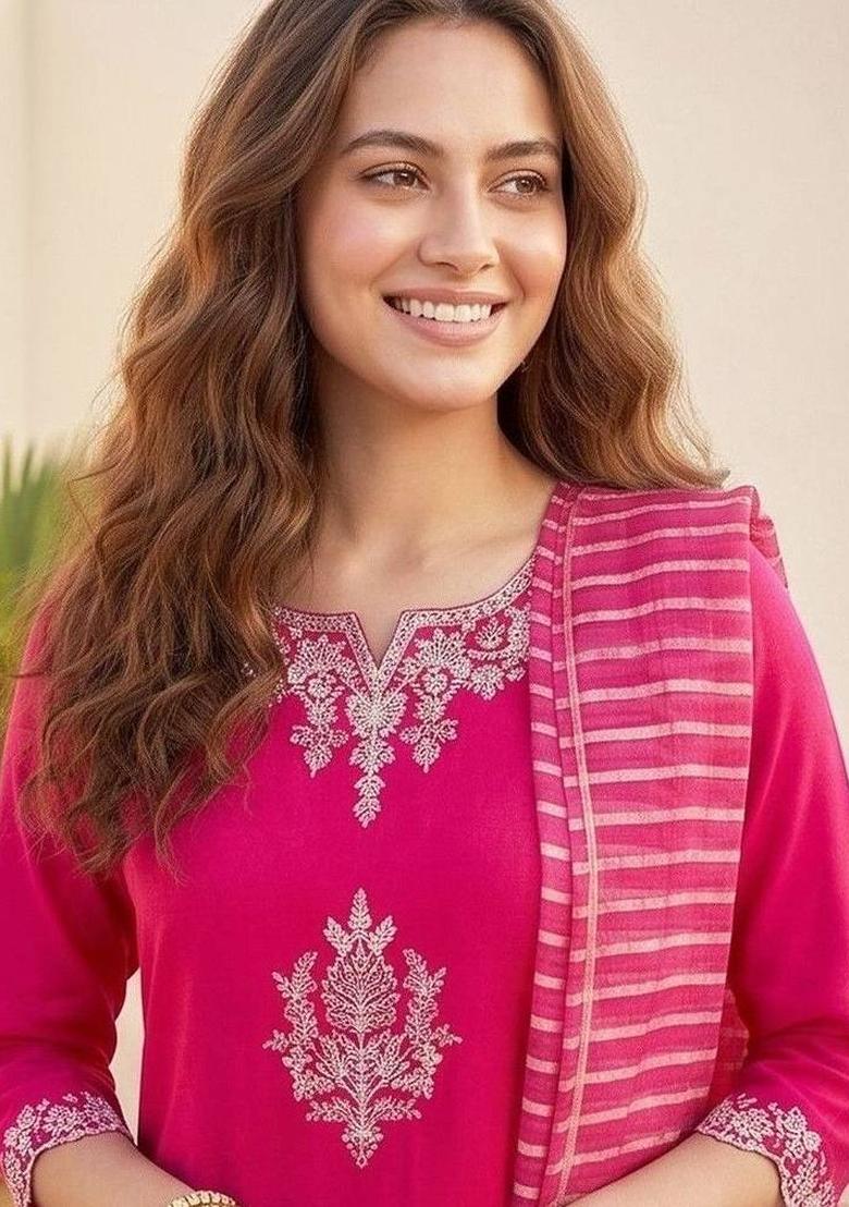 Pink Embroidery Silk Kurta Set - Indya