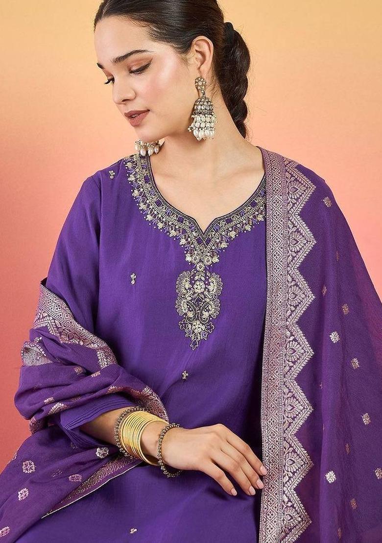 Blue Embroidery Silk Kurta Set - Indya