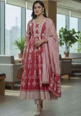 Magenta Floral Print Cotton Kurta Set