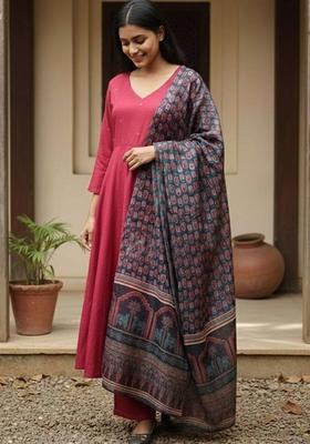 Maroon Solid Cotton Kurta Set