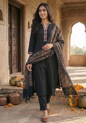 Black Solid Cotton Kurta Set