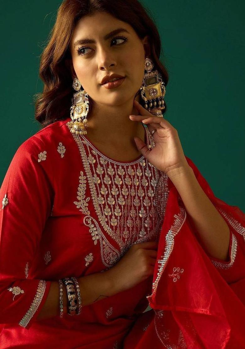 Red Embroidery Silk Kurta Set - Indya
