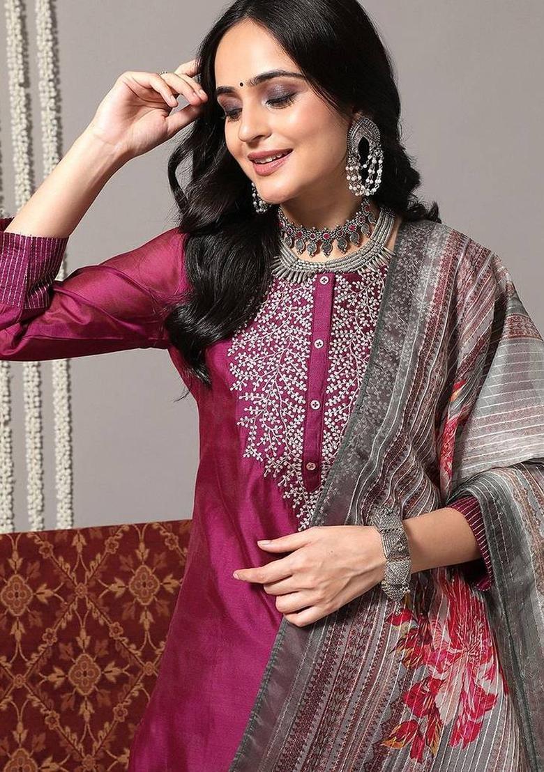 Magenta Embroidery Silk Kurta Set - Indya