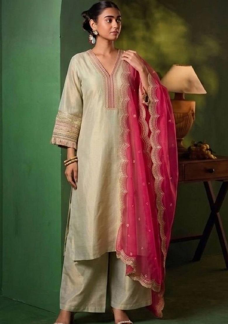 Sea Green Embroidery Silk Kurta Set - Indya