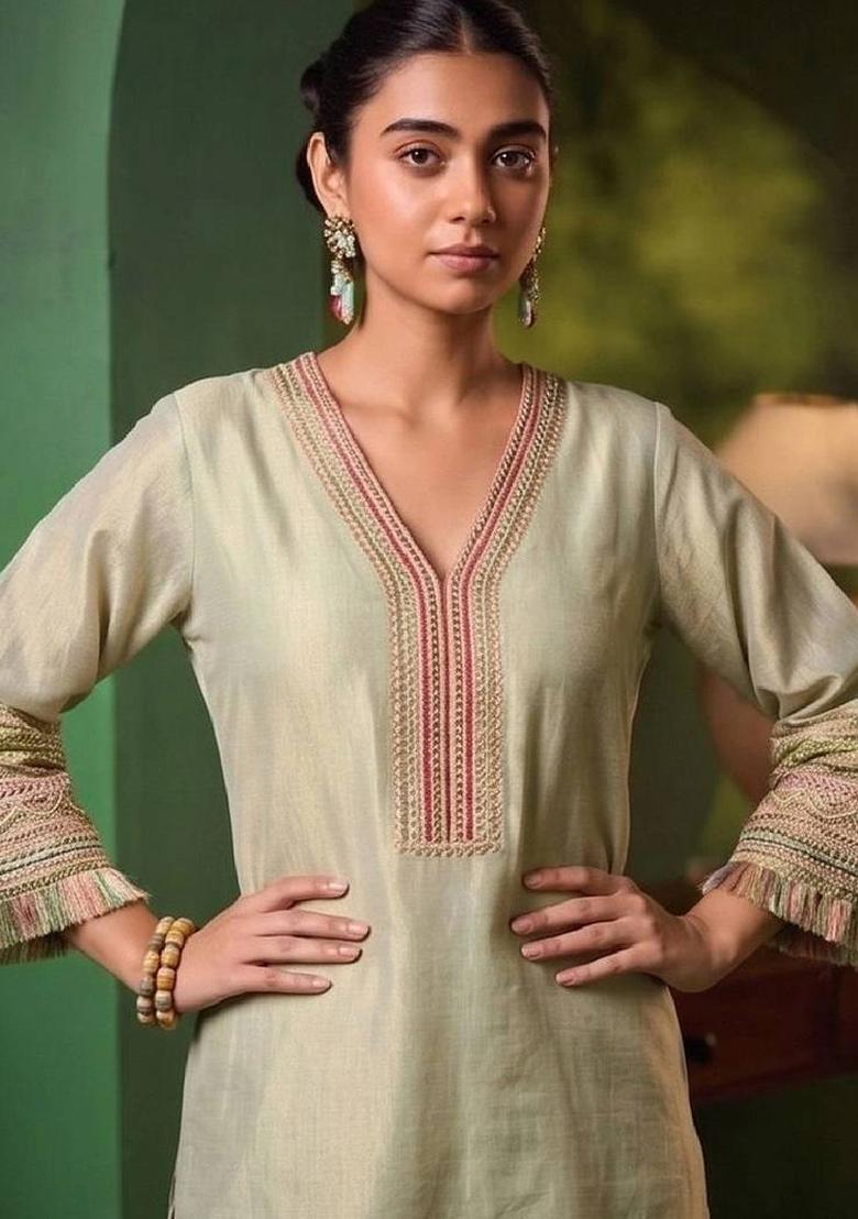 Sea Green Embroidery Silk Kurta Set - Indya