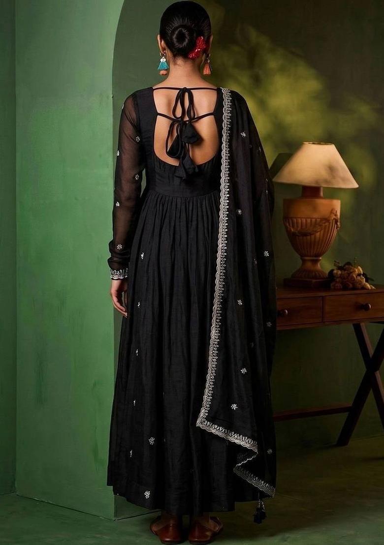 Black Embroidery Silk Kurta Set - Indya