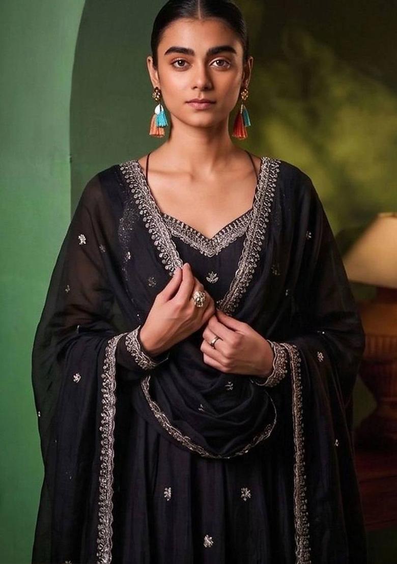 Black Embroidery Silk Kurta Set - Indya