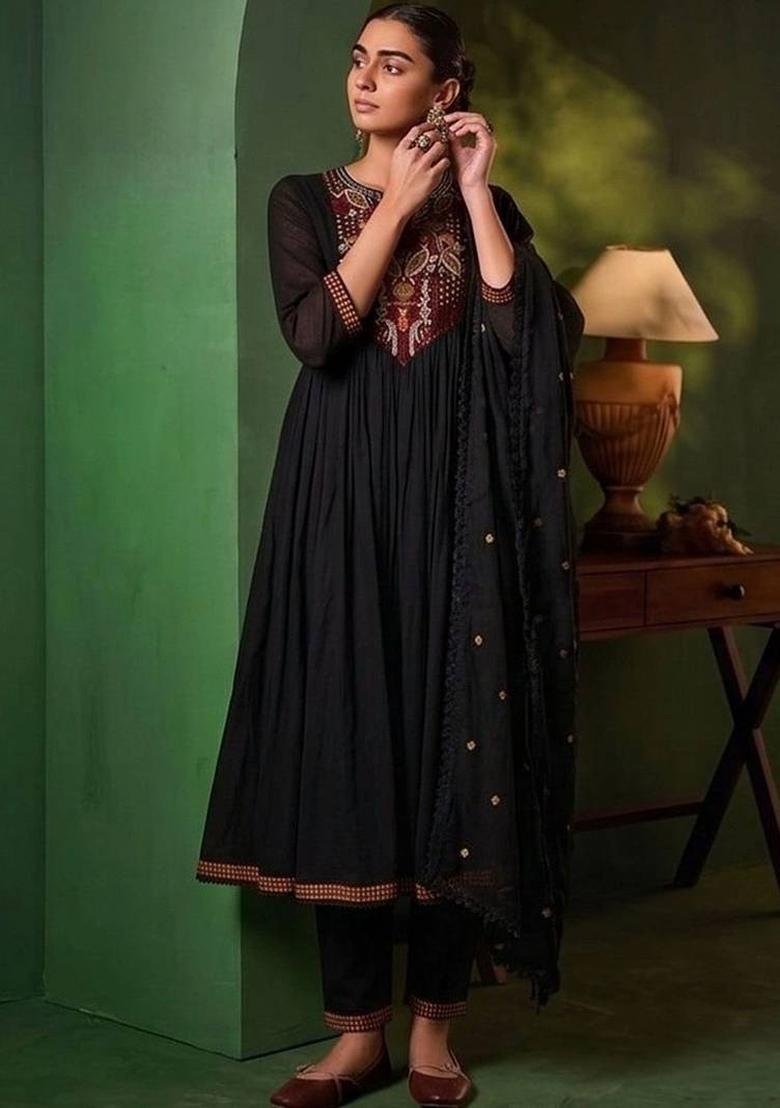 Black Embroidery Silk Kurta Set - Indya