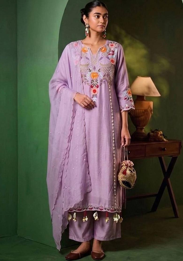 Lavender Embroidery Chanderi Kurta Set - Indya