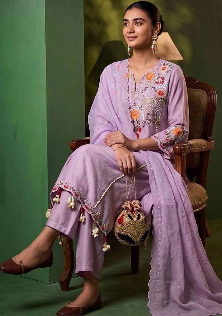 Lavender Embroidery Chanderi Kurta Set - Indya