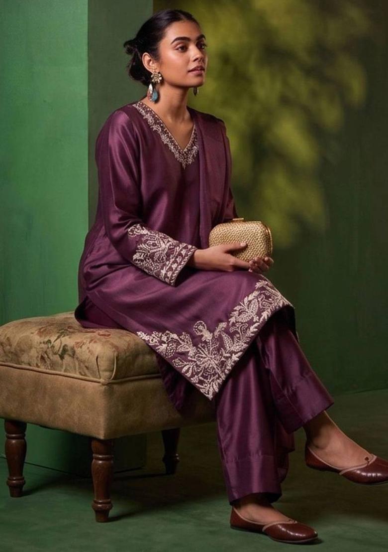 Purple Embroidery Silk Kurta Set - Indya