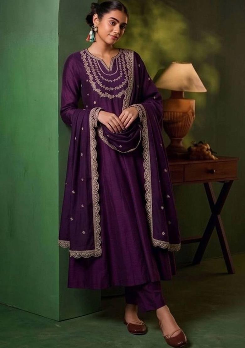 Purple Embroidery Silk Kurta Set - Indya