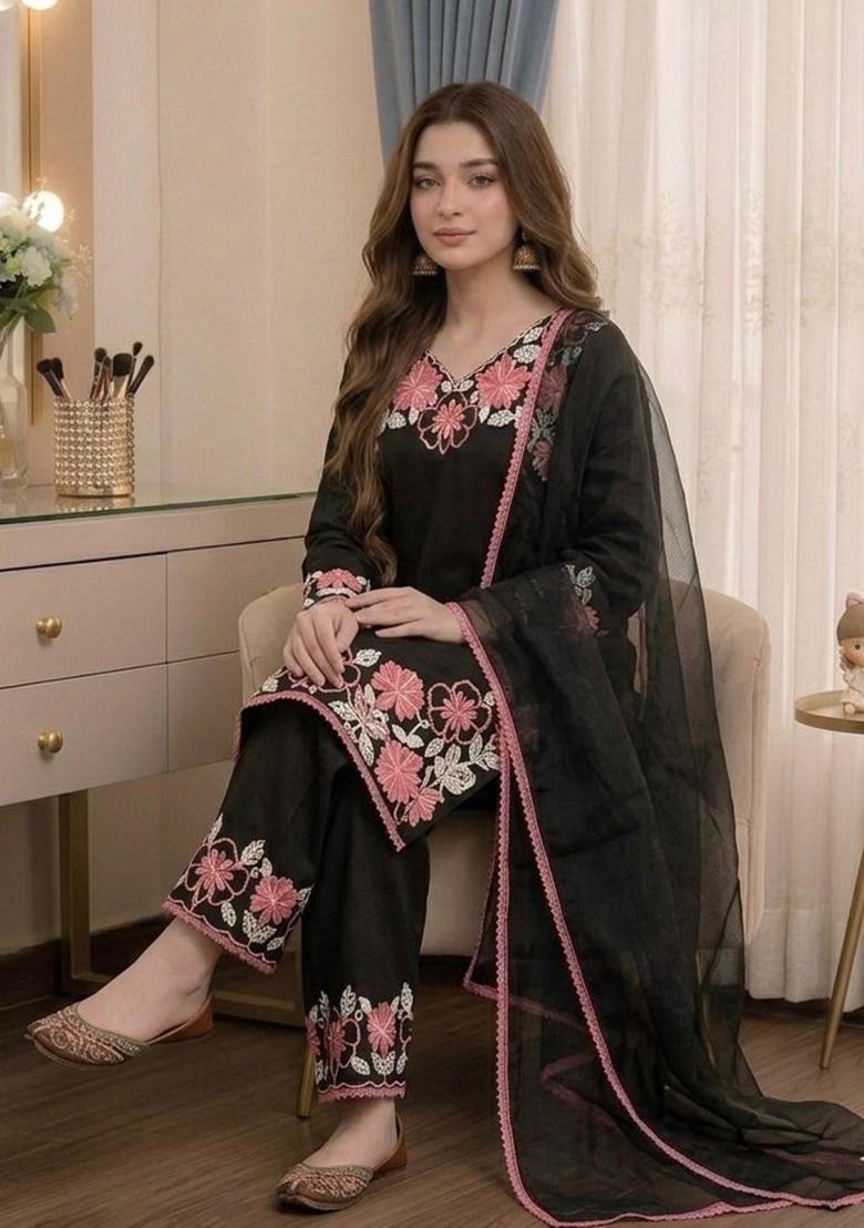 Black Embroidery Rayon Kurta Set - Indya