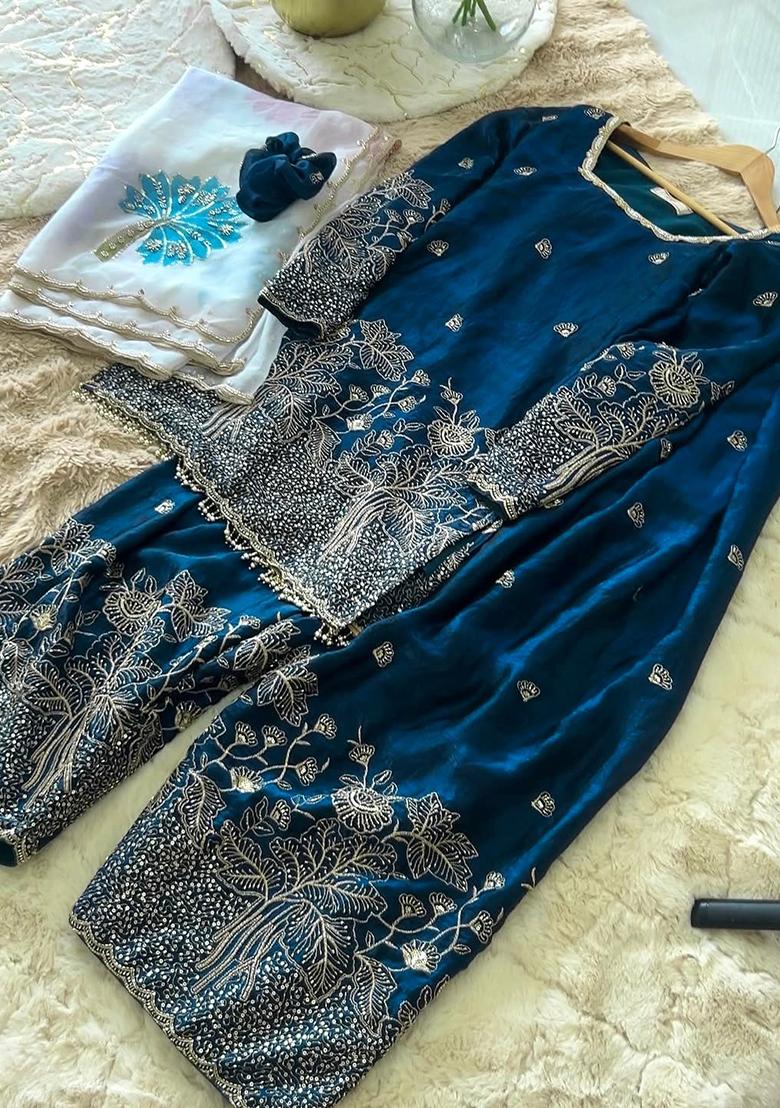 Nevy Blue Embroidery Silk Kurta Set - Indya