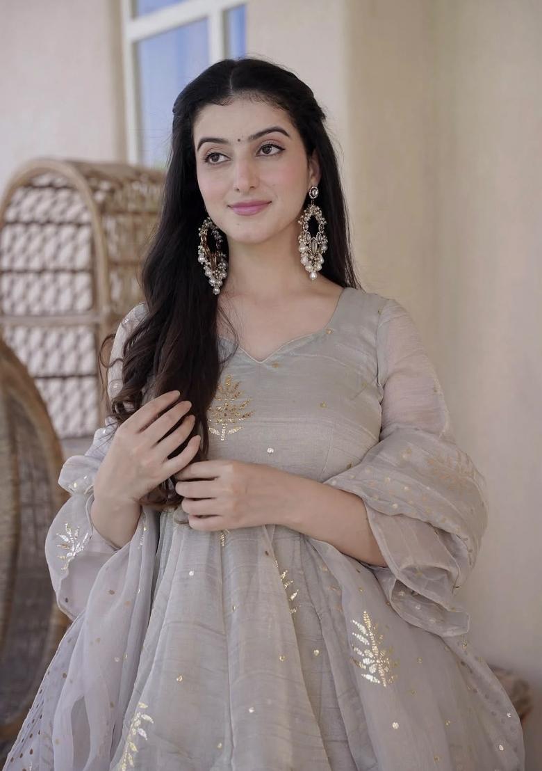 Grey Embroidery Silk Kurta Set - Indya
