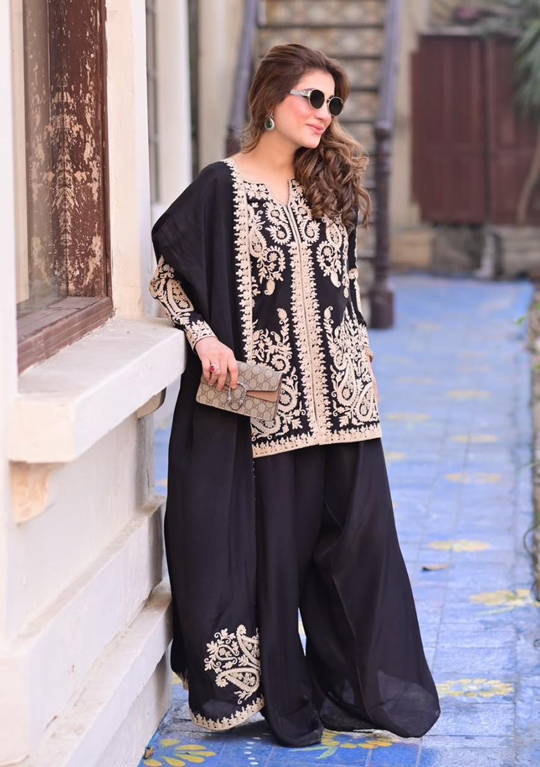 Navy Blue Embroidery Georgette Kurta Set - Indya