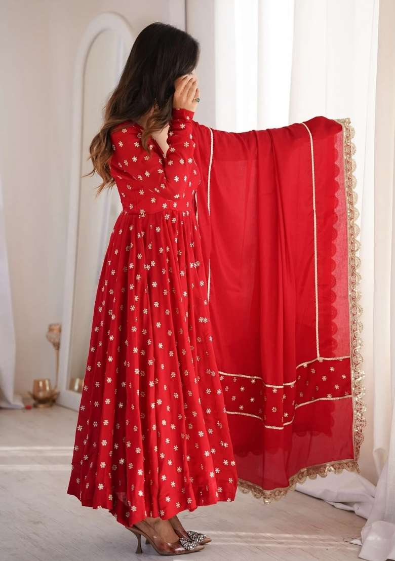 Red Embroidery Silk Kurta Set - Indya
