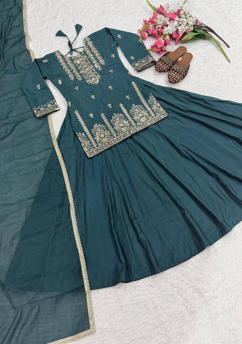 Green Embroidery Cotton Kurta Set - Indya