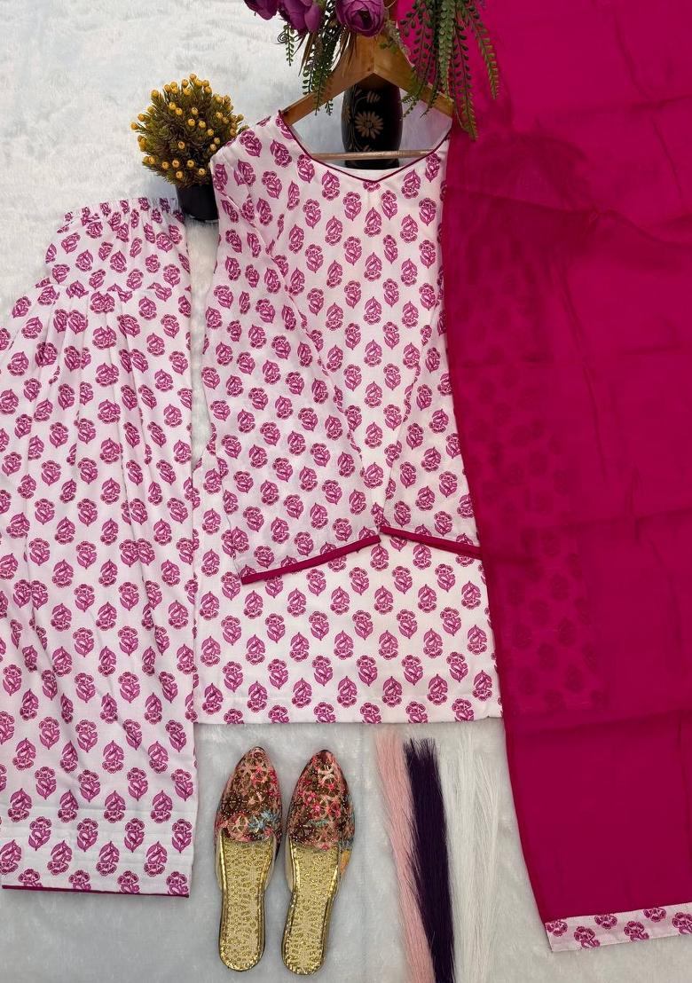 Pink Embroidery Cotton Kurta Set - Indya