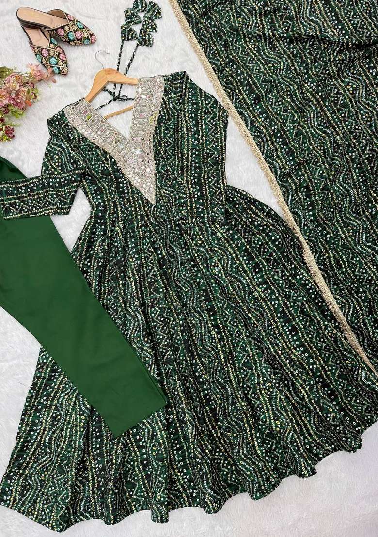 Green Embroidery Rayon Kurta Set - Indya