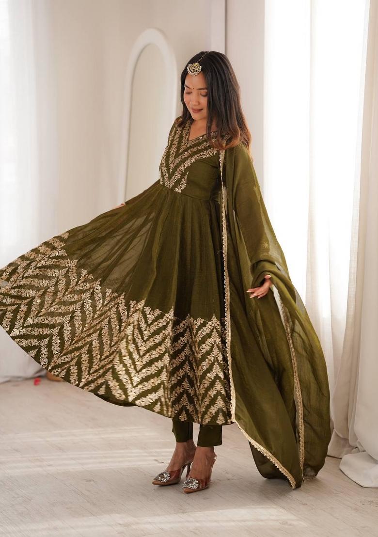 Mehendi Embroidery Silk Kurta Set - Indya