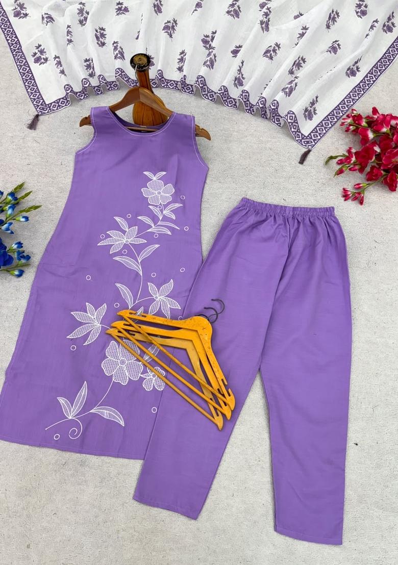 Lavender Embroidery Rayon Kurta Set - Indya