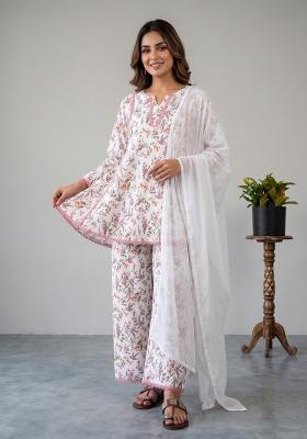 Pink Printed Crepe Kurta Set