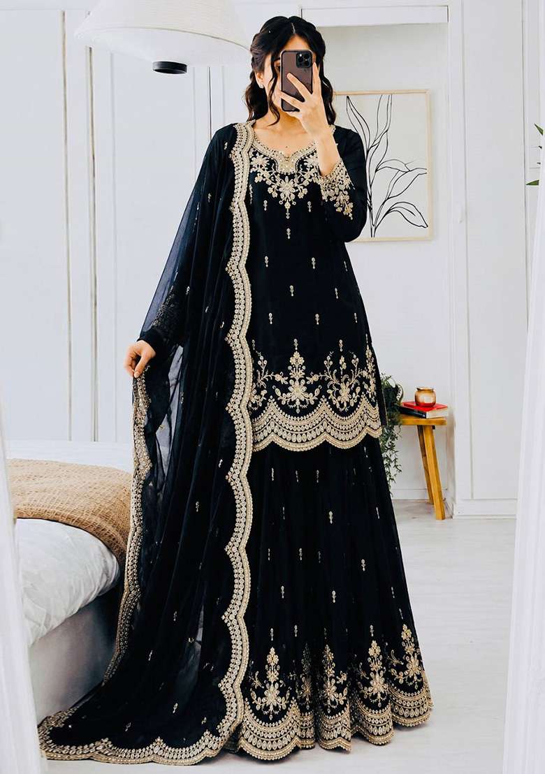 Black Embroidery Silk Kurta Set - Indya