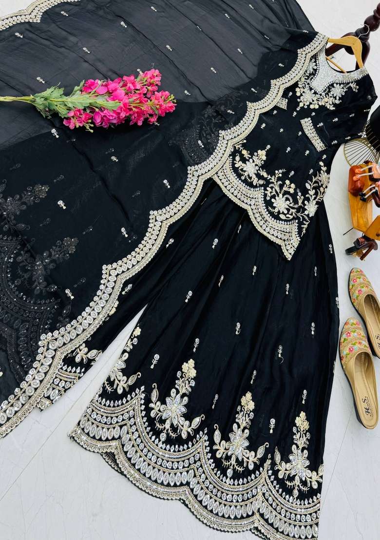 Black Embroidery Silk Kurta Set - Indya