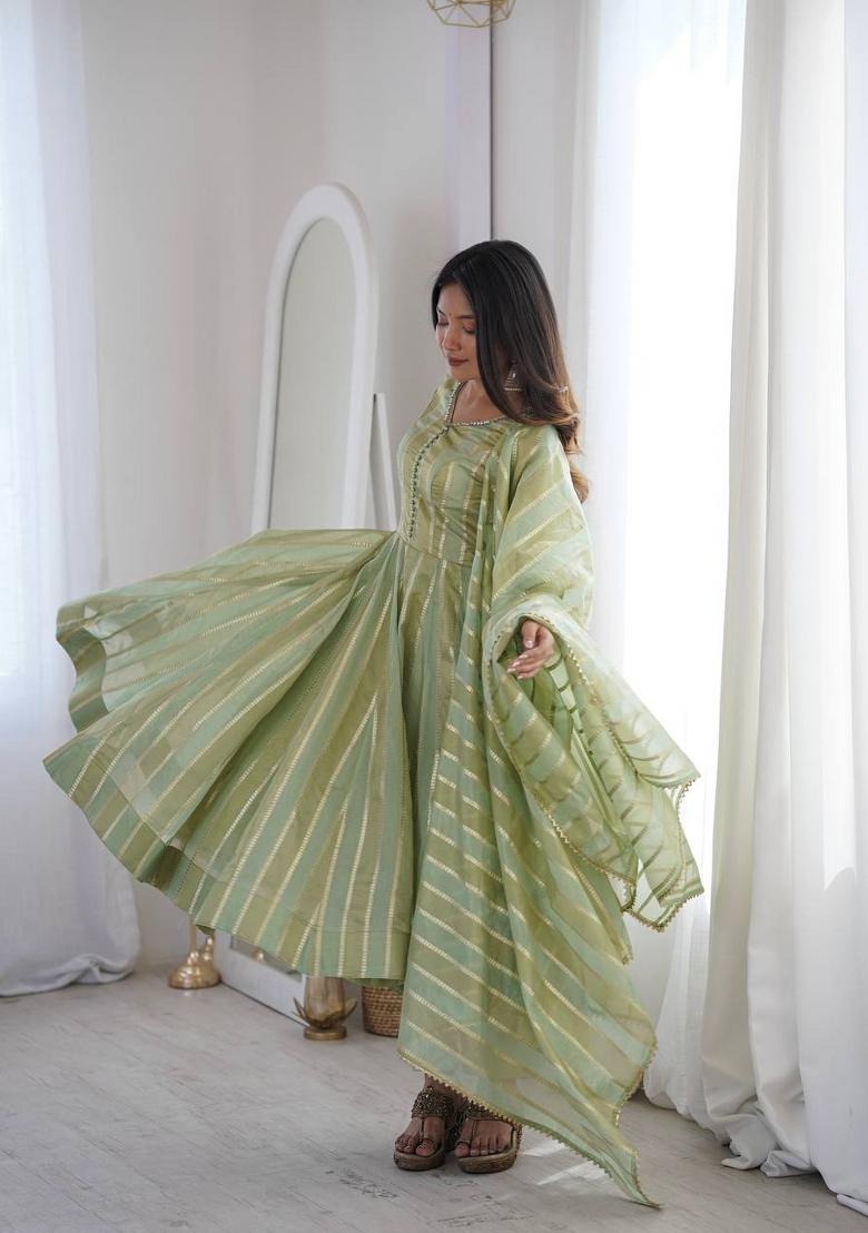 Pista Embroidery Viscose Gown Set - Indya