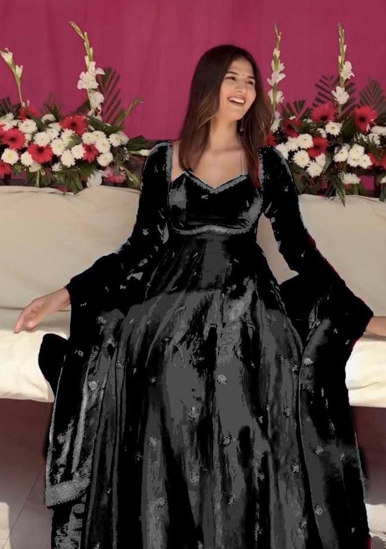Black Embroidery Silk Gown Set - Indya
