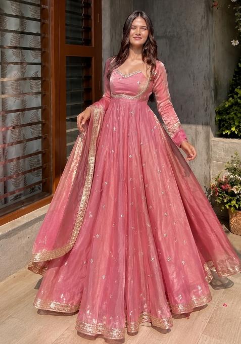 Red Embroidery Silk Gown Set