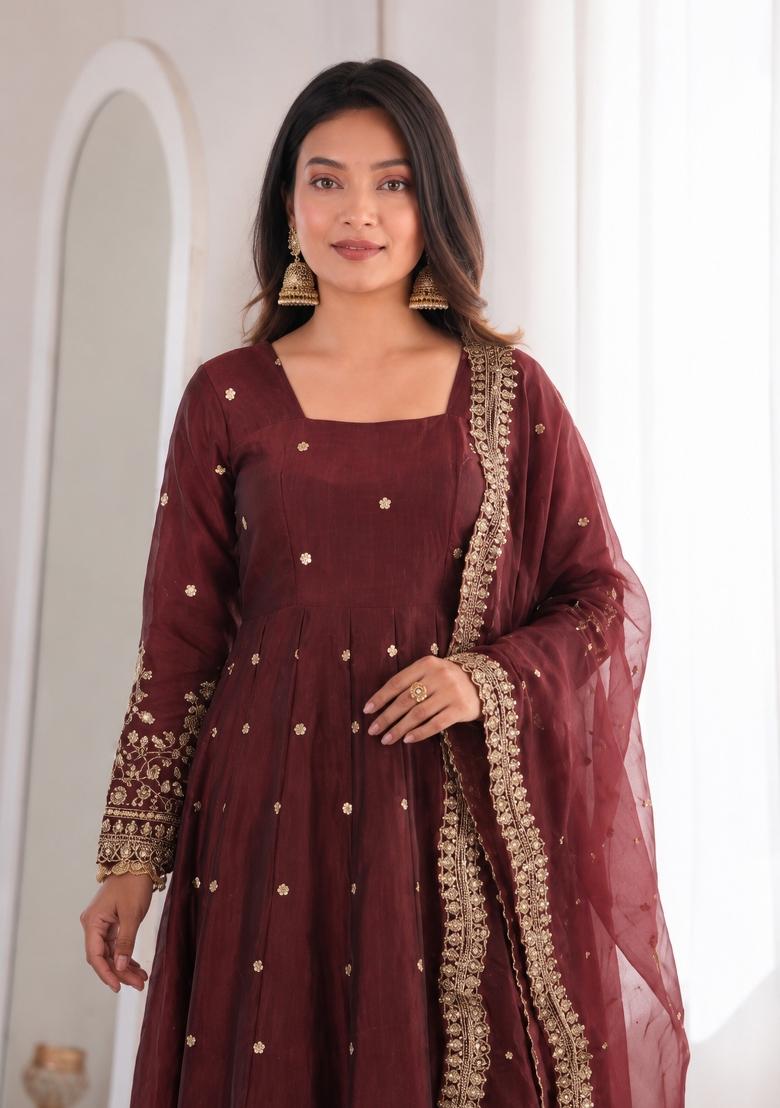 Maroon Embroidery Jacquard Gown Set - Indya