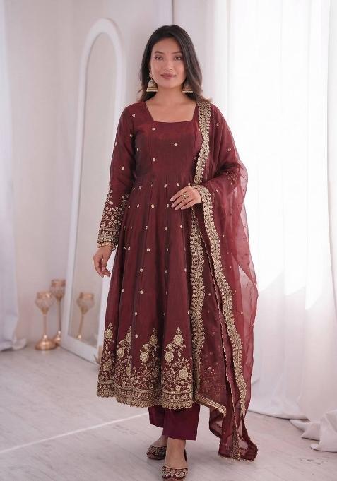 Maroon Embroidery Jacquard Gown Set