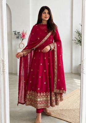 Rani Embroidery Silk Gown Set