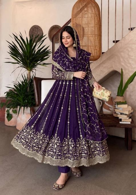 Mauve Embroidery Silk Gown Set