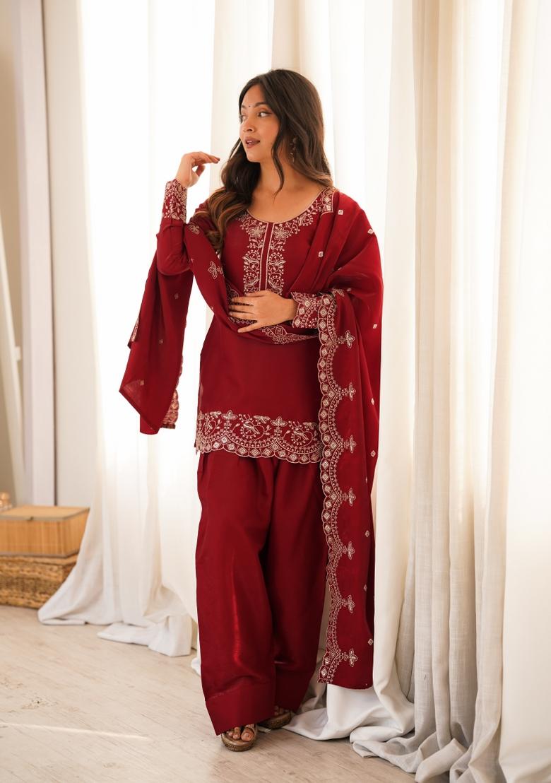 Red Sequin Work Silk Kurta Set - Indya